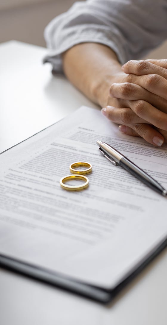 Calder Mullis Family Solicitors providing advice on Finances and Property in Divorce and Seperations.