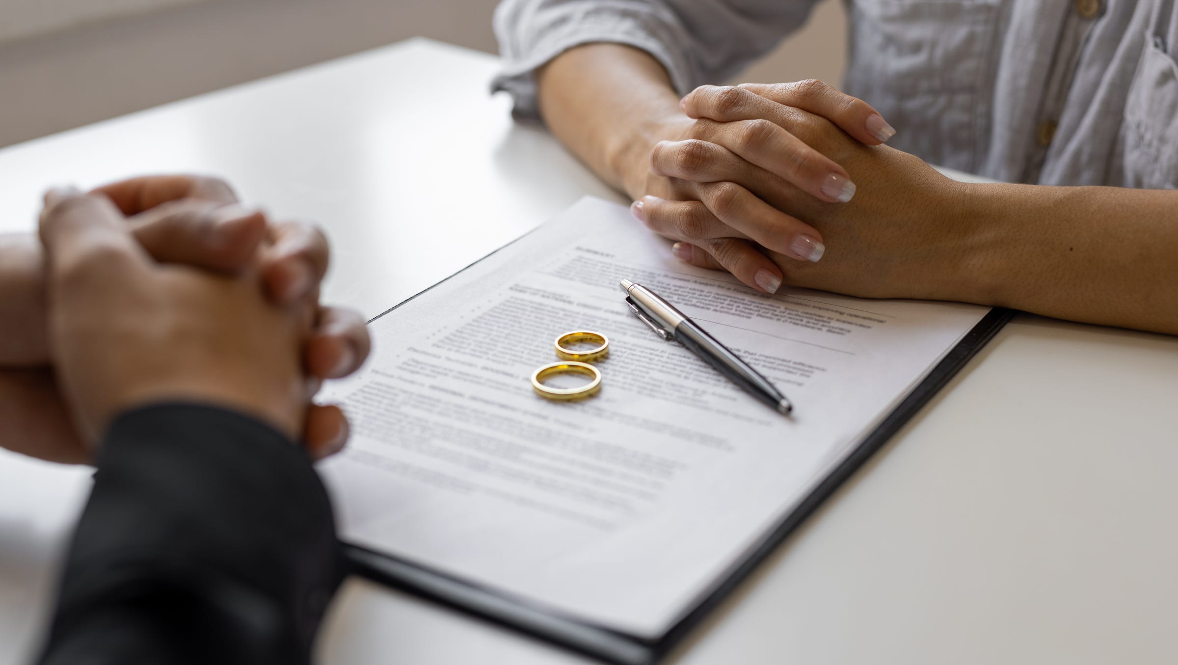 Calder Mullis Family Solicitors providing advice on Finances and Property in Divorce and Seperations.